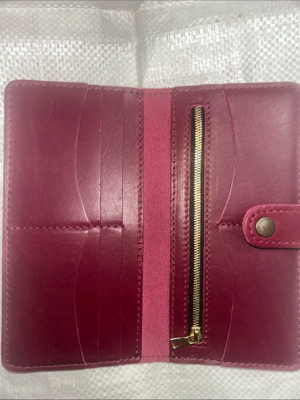 Portland leather goods wallet magenta